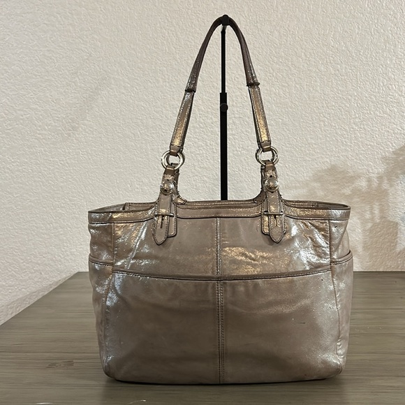 Coach Metallic Gold Leather Shoulder Tote Bag M1082-F16565 - Picture 3 of 12